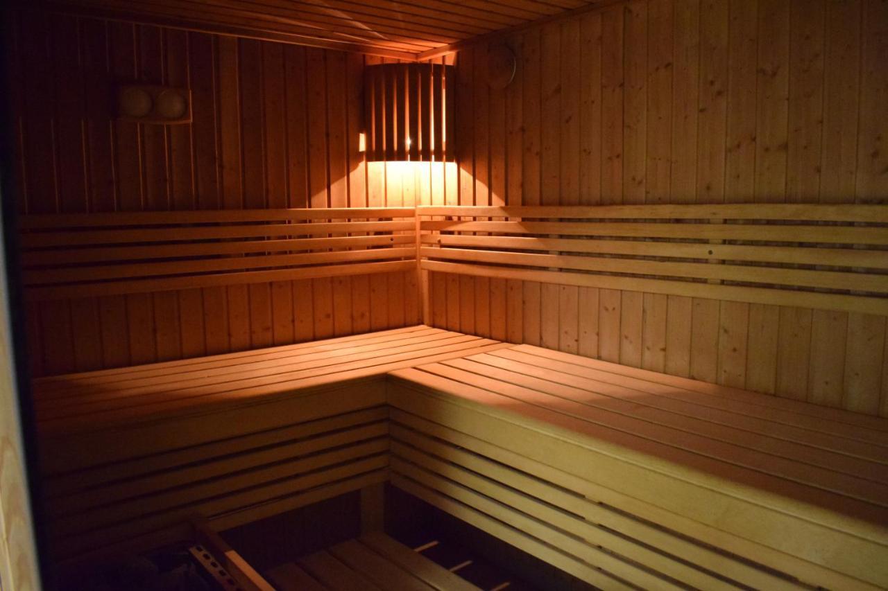 Zorghotel De Ceder ダインゼ エクステリア 写真