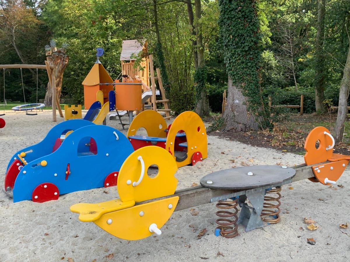 Zorghotel De Ceder ダインゼ エクステリア 写真