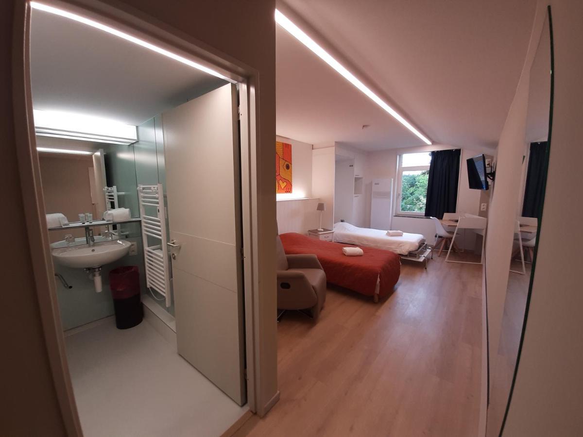 Zorghotel De Ceder ダインゼ エクステリア 写真